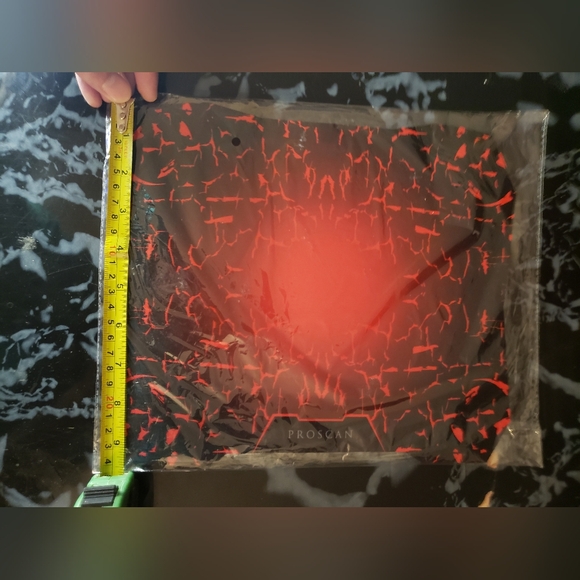 FREE WITH PURCHASE Brand new mouse pad - Picture 3 of 4